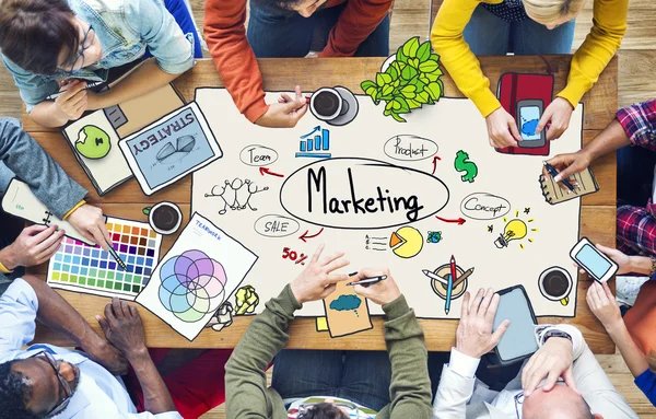 Bleu Vif : L'outil d'aide à la décision pour les solutions de marketing opérationnel
